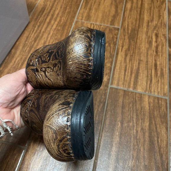 Brown Dansko clogs - Picture 5 of 6